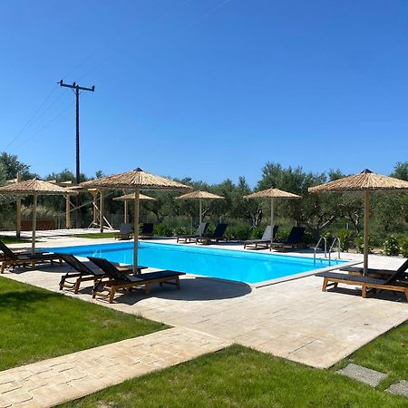 Three Charites Resort Gialova Dış mekan fotoğraf