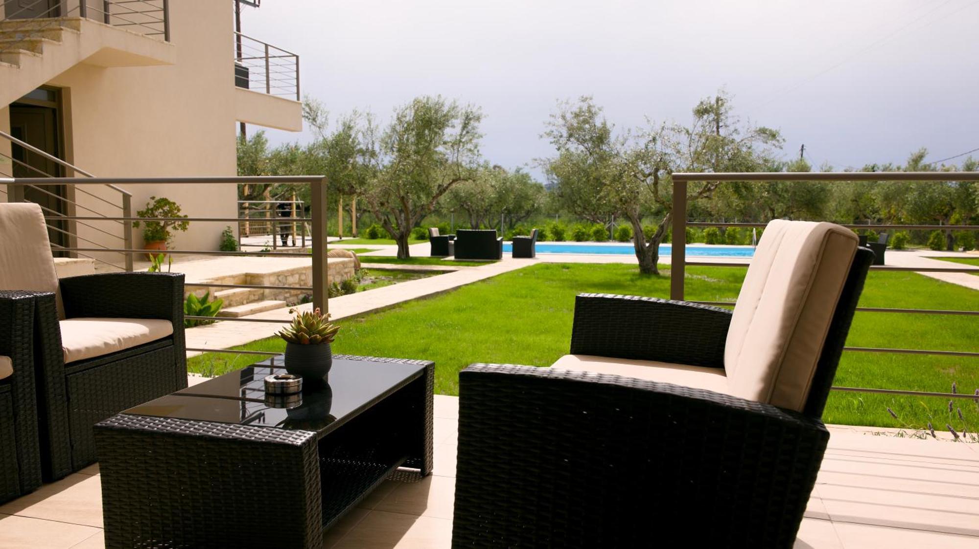 Three Charites Resort Gialova Dış mekan fotoğraf
