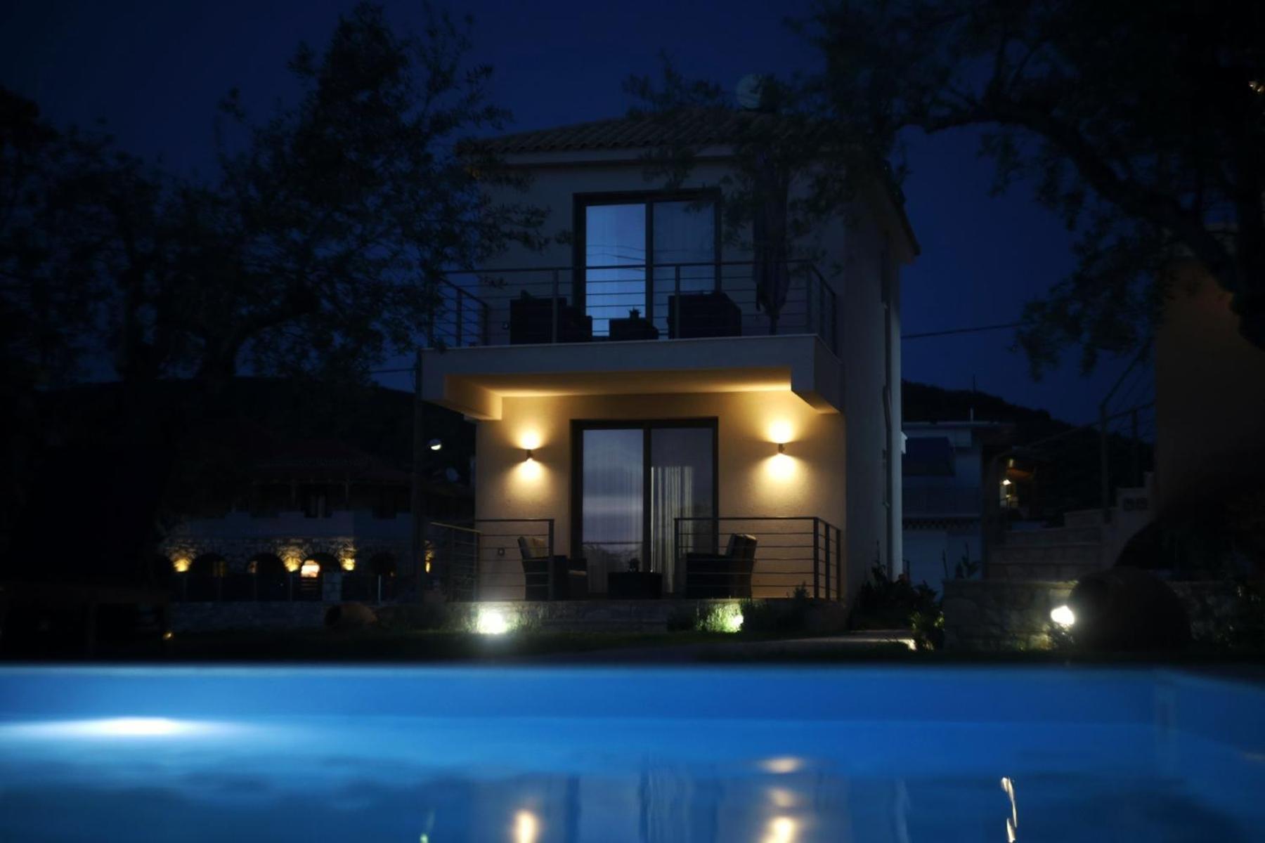Three Charites Resort Gialova Dış mekan fotoğraf